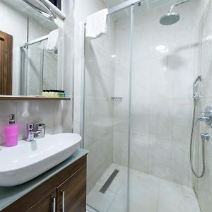 Deluxe Double or Twin Room City View